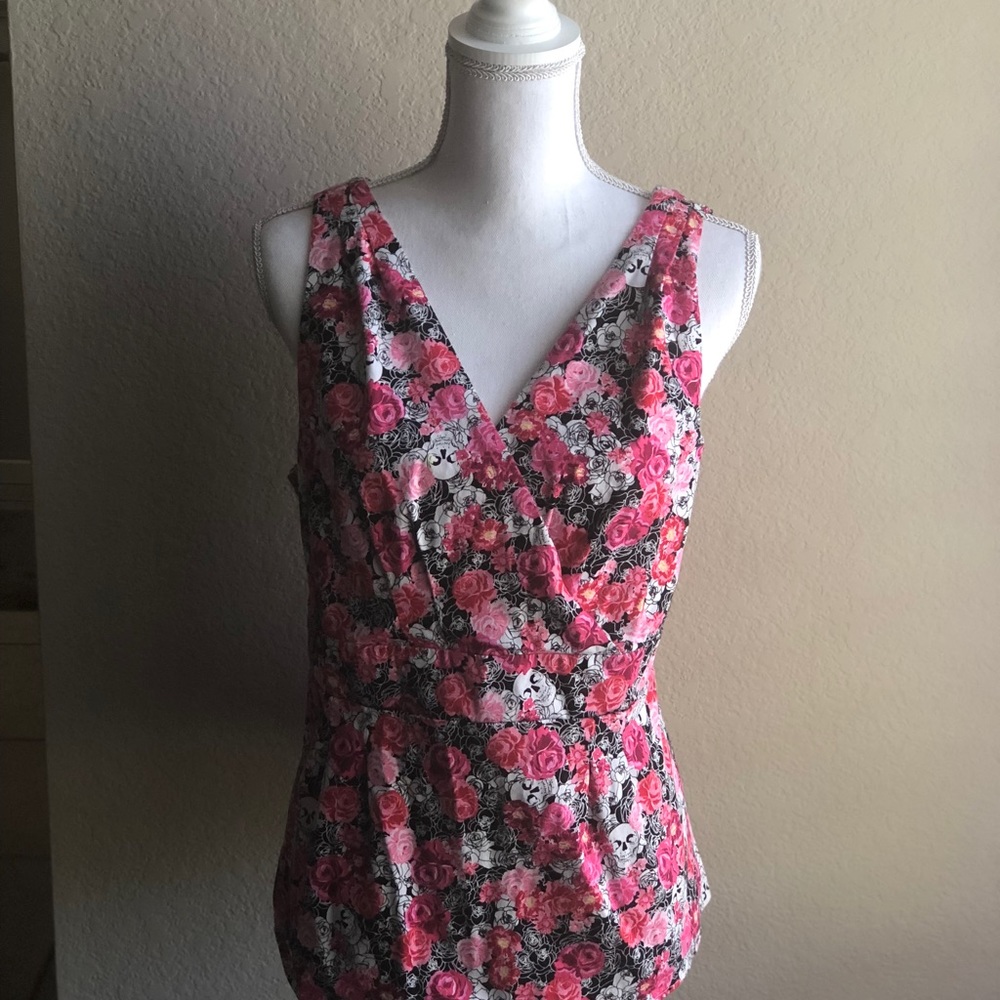 Torrid sleeveless top